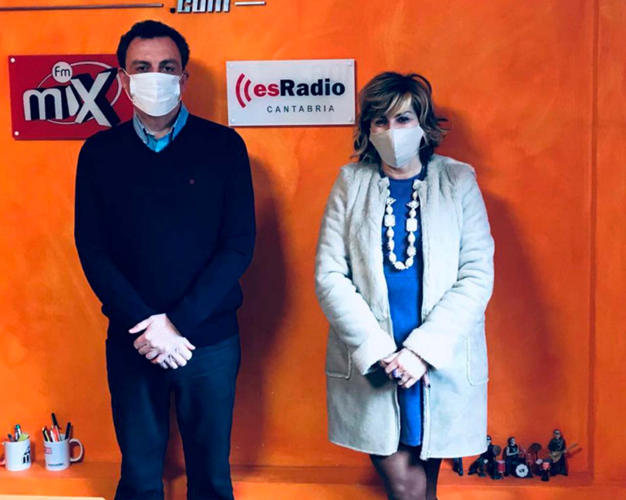 Participación tertulia Es Radio